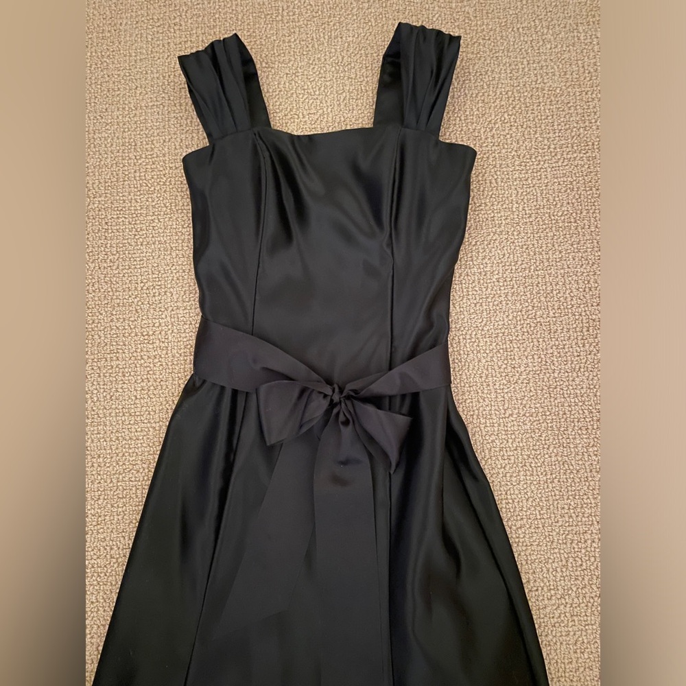 Black satin ball gown formal prom dress size 6 - Picture 13 of 16